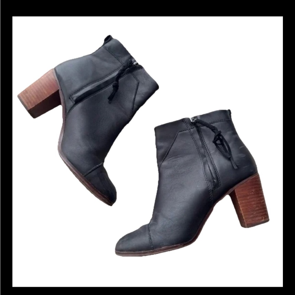 Tom’s “LUNATA” Boho Black Leather Side Zip Tassel Ankle Boots Booties 7.5